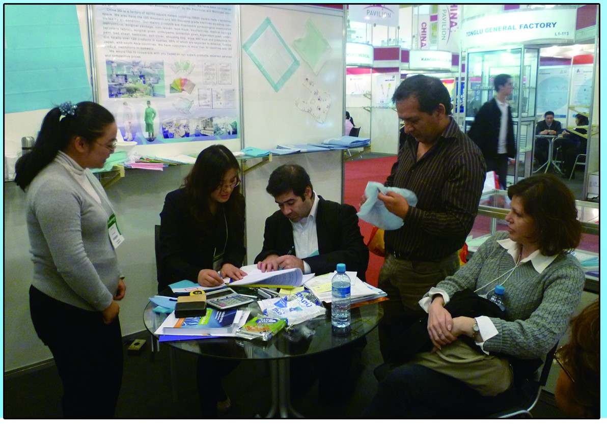 2011年三奇西班牙展会洽谈现场